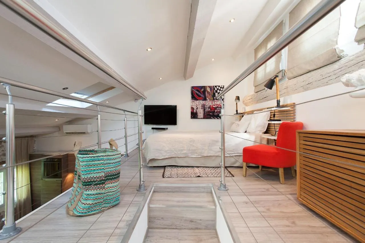Superbe Appartement Loft Vieil Antibes France
