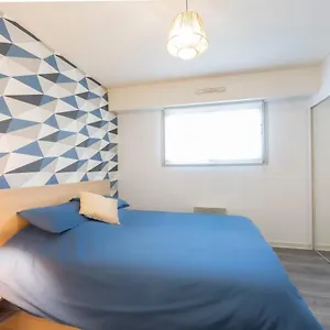 Salvy 2 Bedrooms Near The 300 Meters Appartamento